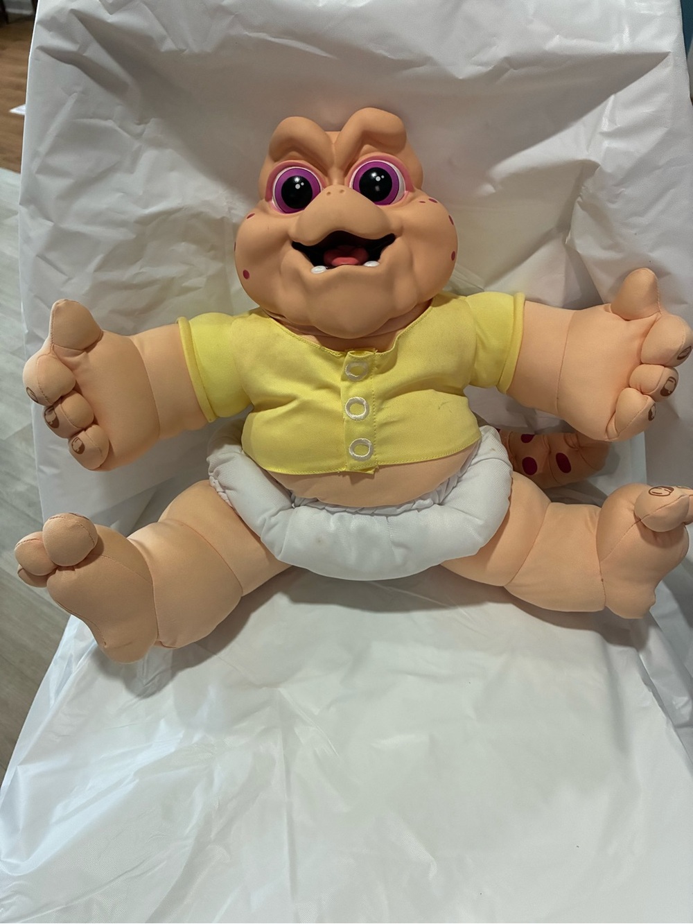 Rare Vintage 1991 Baby Sinclair talking plush.